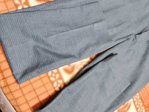 Men&#39;s Grey Checked Formal Trousers