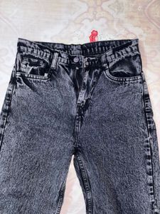 Trendy Wide-Leg Denim Jeans