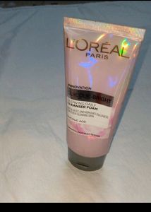Loreal Paris Glycolic Face Wash With Serum