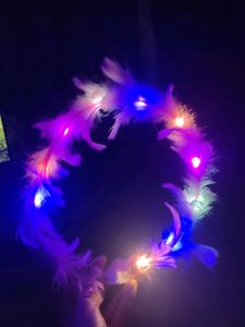 Tihara Feather With Lighting