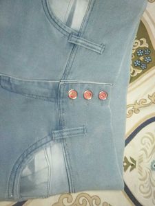 High Waisted Jeans
