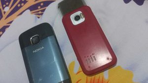 Vintage Nokia Phones