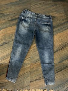Striped Trim Jeans