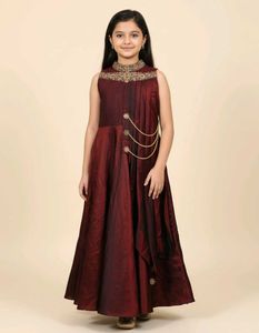 Girls&#39; Elegant Maroon Gown
