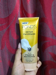 Ponds De Tan Facewash