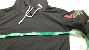 Sweat Shirt