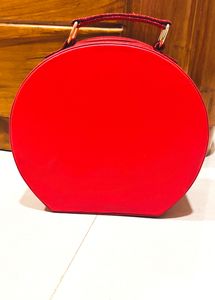 Sugar Cosmetics Makeup Box