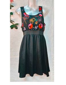 Size Small🎁Buy 2 Get 1 Free 🎁  Vero Moda Dress
