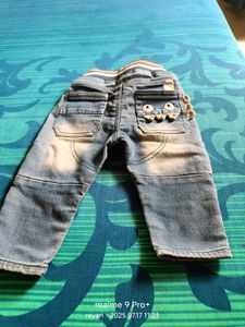 4 Branded Jeans