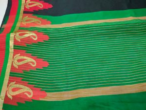 Elegant Saree with Border🖤❤️