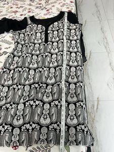 Elegant Black &amp; White Kurta Set