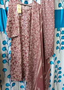 😍Combo Of 6 Printed Kurti Pant Dupatta Sets🥰