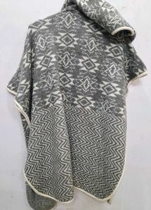 Branded M&S Kaftan Style Hooded Soft Warm Cardigan