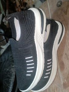 Black Casual Slip-On Sneakers