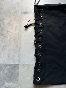 Chic Black Mini Skirt