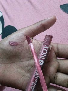 lipstick