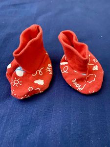 Set Of Baby Cap And Booties