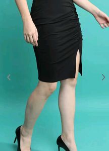 Black Side-slit Pencil Skirt
