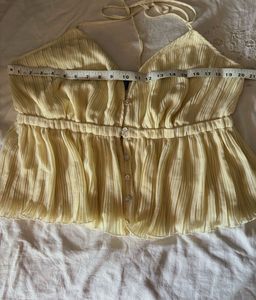 FOREVER 21 BEAUTIFUL PLEATED TOP