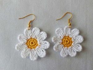 Daisy Crochet Earrings