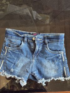 Prettiest Short Jeans