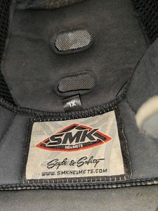 SMK FULLFACE MOTORCYCLE HELMET XL WHITE