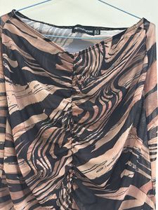 PRETTYLITTLETHINGS MESH SKIRT