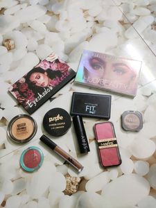 Lots Of Makeups