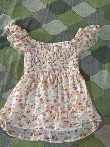 Cute sweet heart neck top