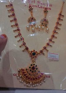 Elegant Necklace Set