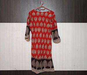 Red Patterned Tunic Kurti Size L