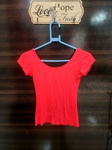 Comfortable Red Round Neck T-Shirt