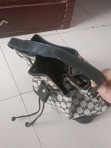 Price Drop...... Gucci First Copy Bucket Bag