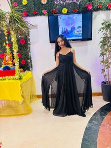 Elegant Black Maxi Dress