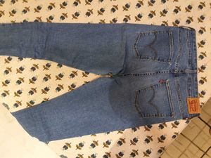 Light Blue Levi&#39;s jeans