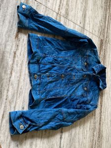 DENIM JACKET