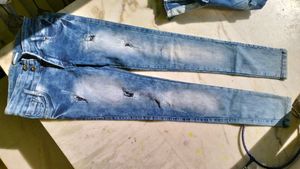 Ripped Jeans Denim