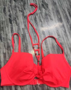 34 D Pedded Look