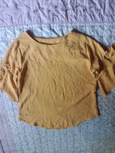 Cute Mustard Top