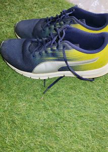 Running Shoes 👟👟 Pumaa