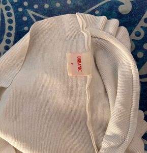 Cute Ruffle Knit Top