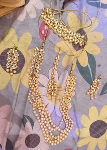 Beautiful And Elegant Jewellery