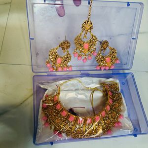 Pink Kundan Choker Necklace Set with Maang Tikka