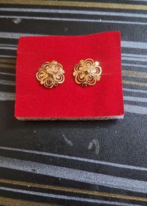 Gold Floral Earrings