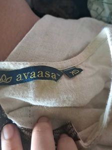 Avaasa Top