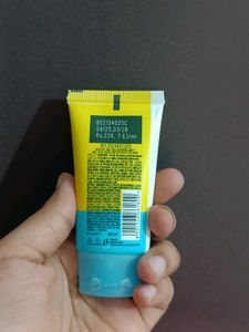 Garnier Facewash + Sunscreen Duo