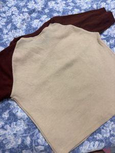 Women Colourblock Crop Top