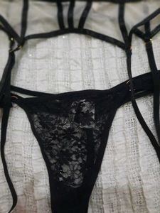 Black Lace Lingerie Set