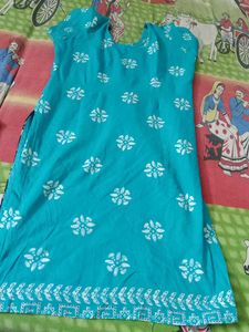 Printed Kurti And Trouser Suit