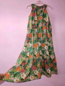 (Price Drop) Beachy Floral Mini Dress 🌺🏖️🩷🫶🏽
